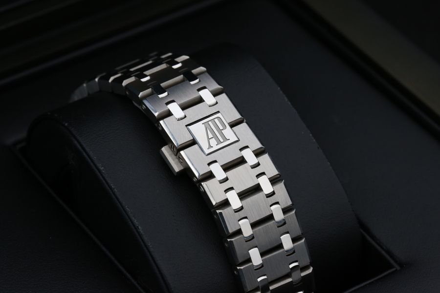 Audemars Piguet Royal Oak 26331IP.OO.1220IP.01